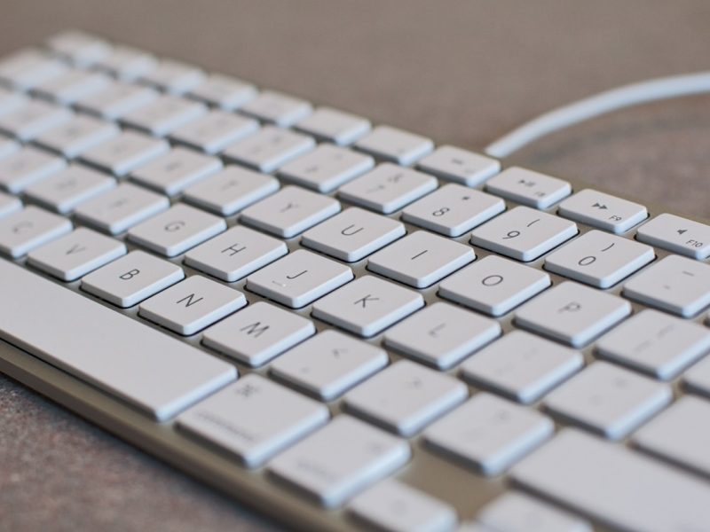keyboard-white-computer-keyboard-desktop-163117-puyljkev6opm9111n6de5nxs00mirfzkqxiiwckar4.jpeg